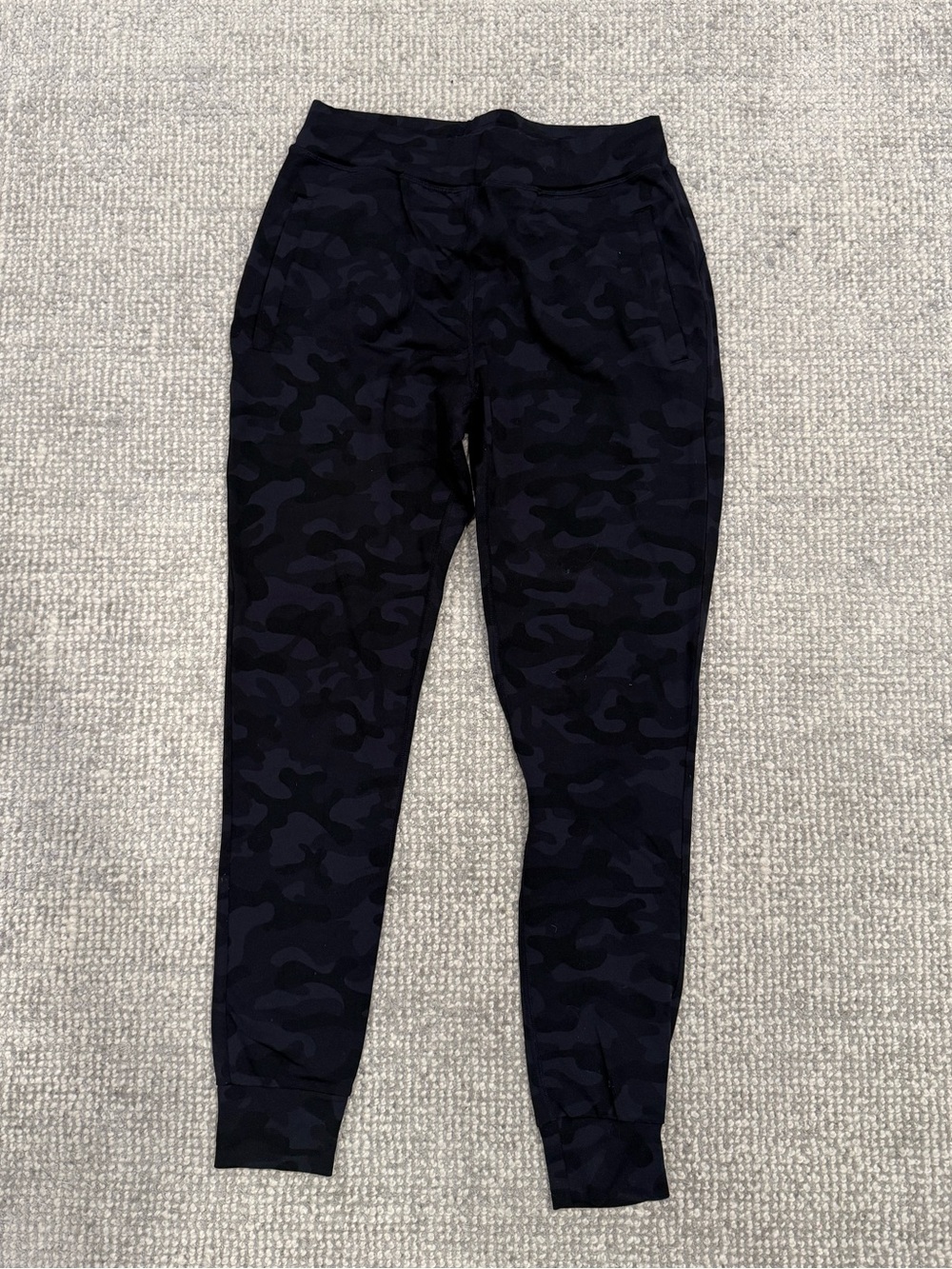 Alphalete Black Camo Jogger Pants
